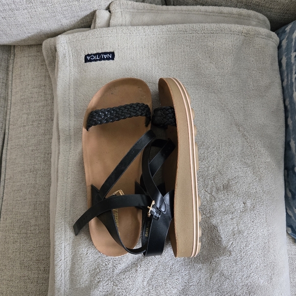 Womens Sandals Size 9 - Picture 2 of 3